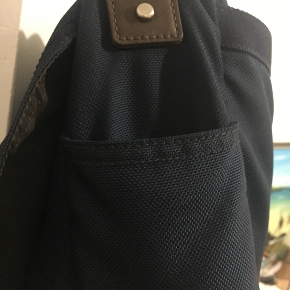 Fossil Navy Blue Crossbody Laptop Bag - Picture 4 of 8